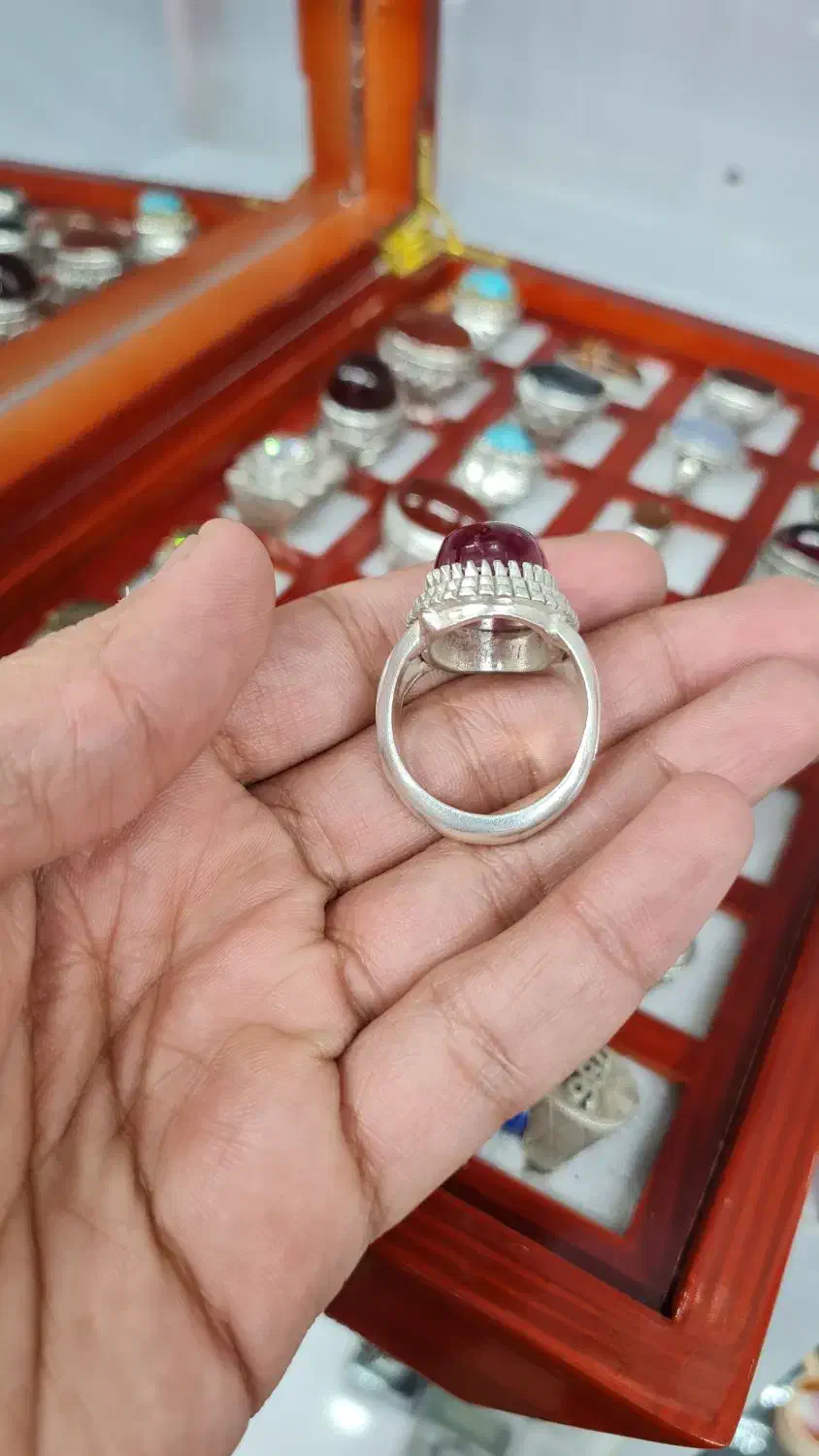 انگشتر یاقوت گرمی ۱۵۰هزار|جواهرات|یزد, |دیوار