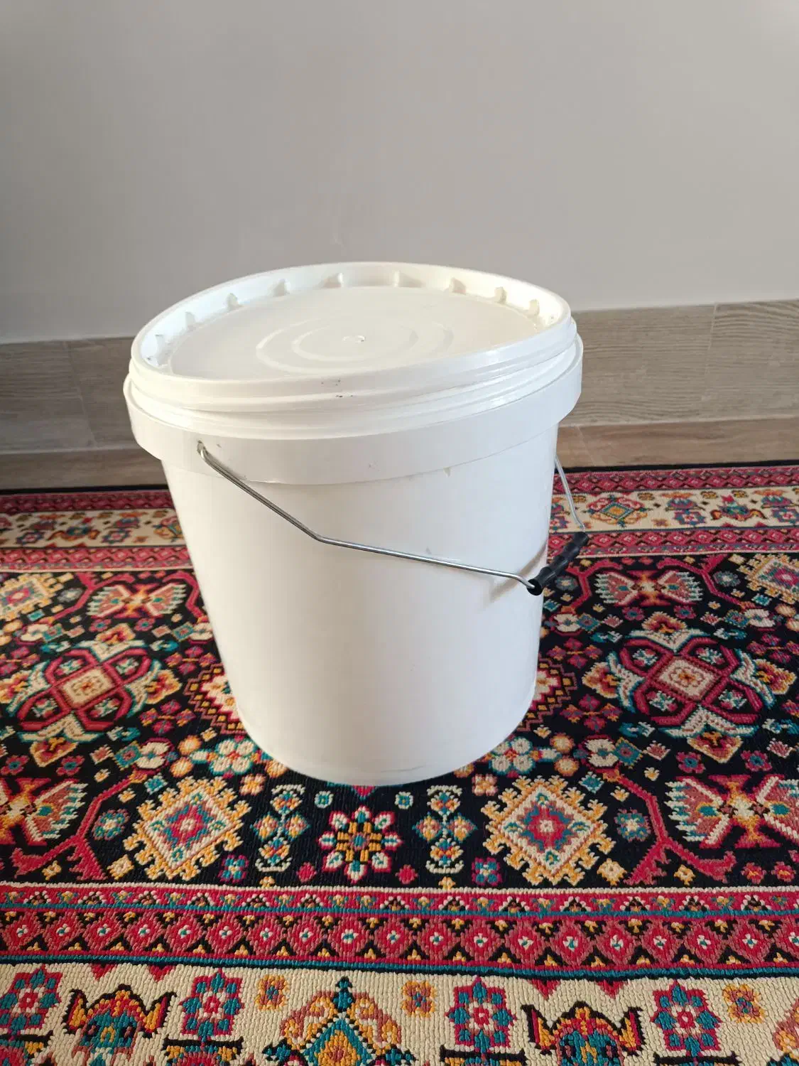 سطل پلاستیکی|ظروف نگهدارنده، پلاستیکی، یک‌بارمصرف|قم, نخودی|دیوار