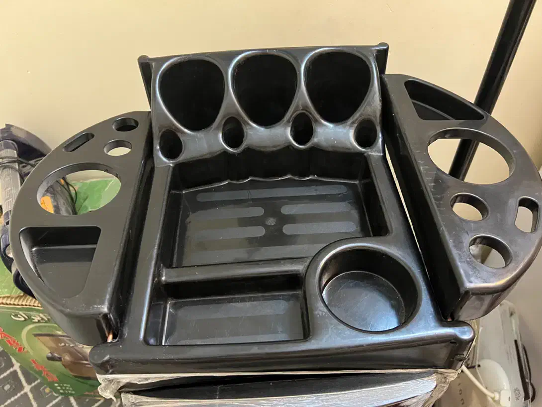 در حد نو|میز تلویزیون|تهران, آهنگ|دیوار