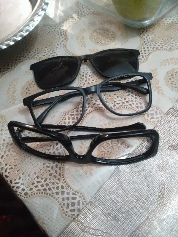 عنیک طبی دو عدد همراه با لنز افتابی|زیورآلات و اکسسوری|تبریز, |دیوار