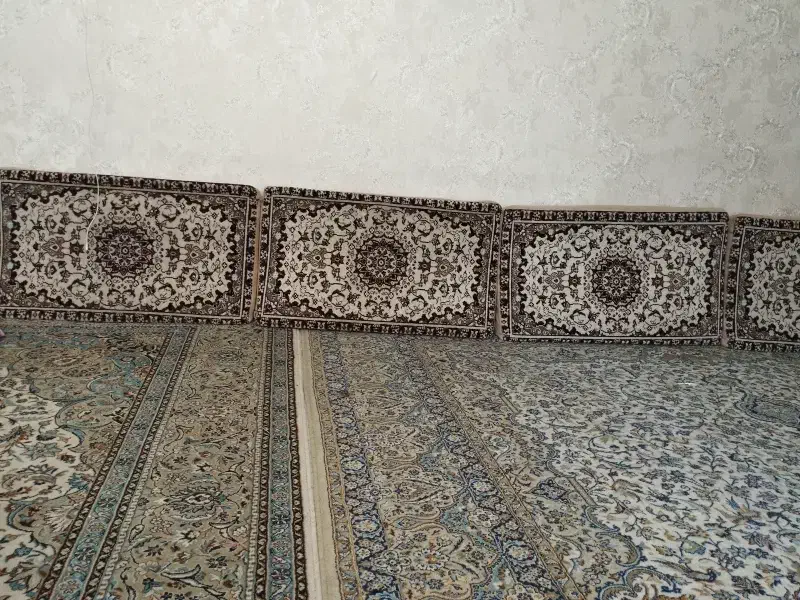 پشتی فرشی|پشتی|قم, نوبهار|دیوار