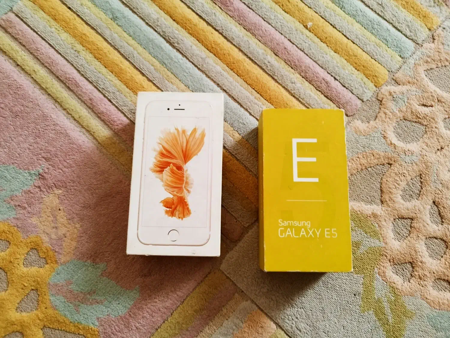 دوگوشی اپل 6s با کارتن iphone نیاز تعمیر|موبایل|تهران, صادقیه|دیوار