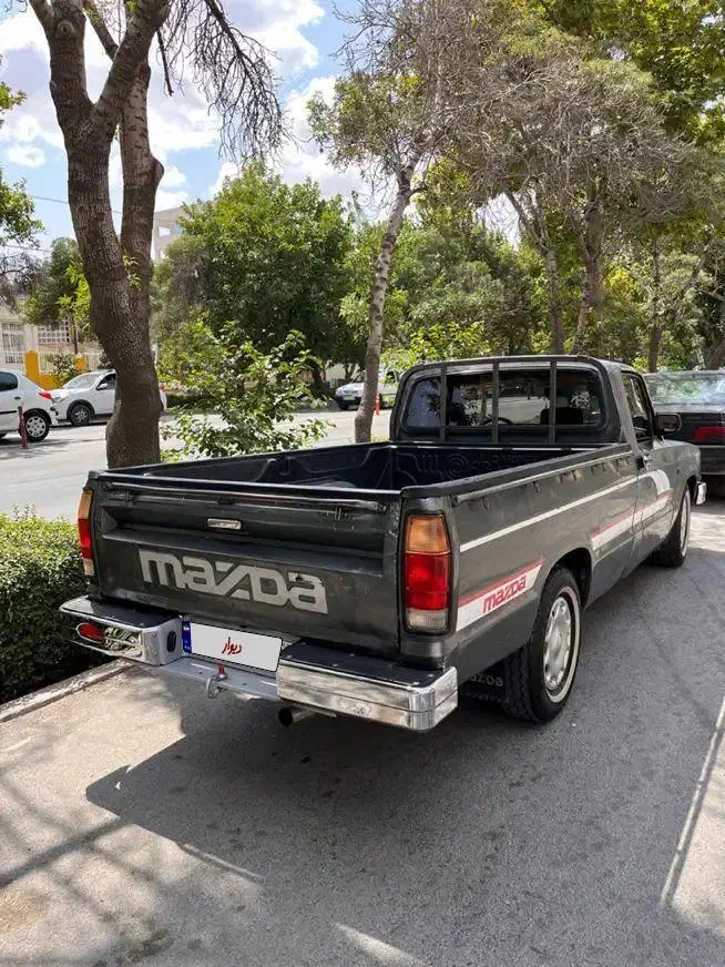 یک دستگاه مزدا باری تک کابین مدل ۸۳ کاربرات ژاپن|خودرو سواری و وانت|بجنورد, |دیوار