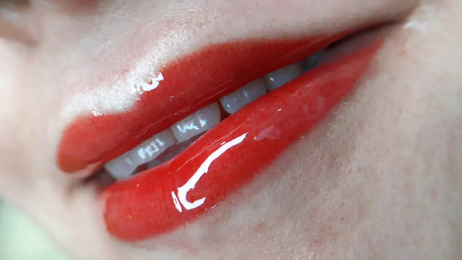 شیدینگ لب و میکرو بلیدینگ|خدمات آرایشگری و زیبایی|جهرم, |دیوار