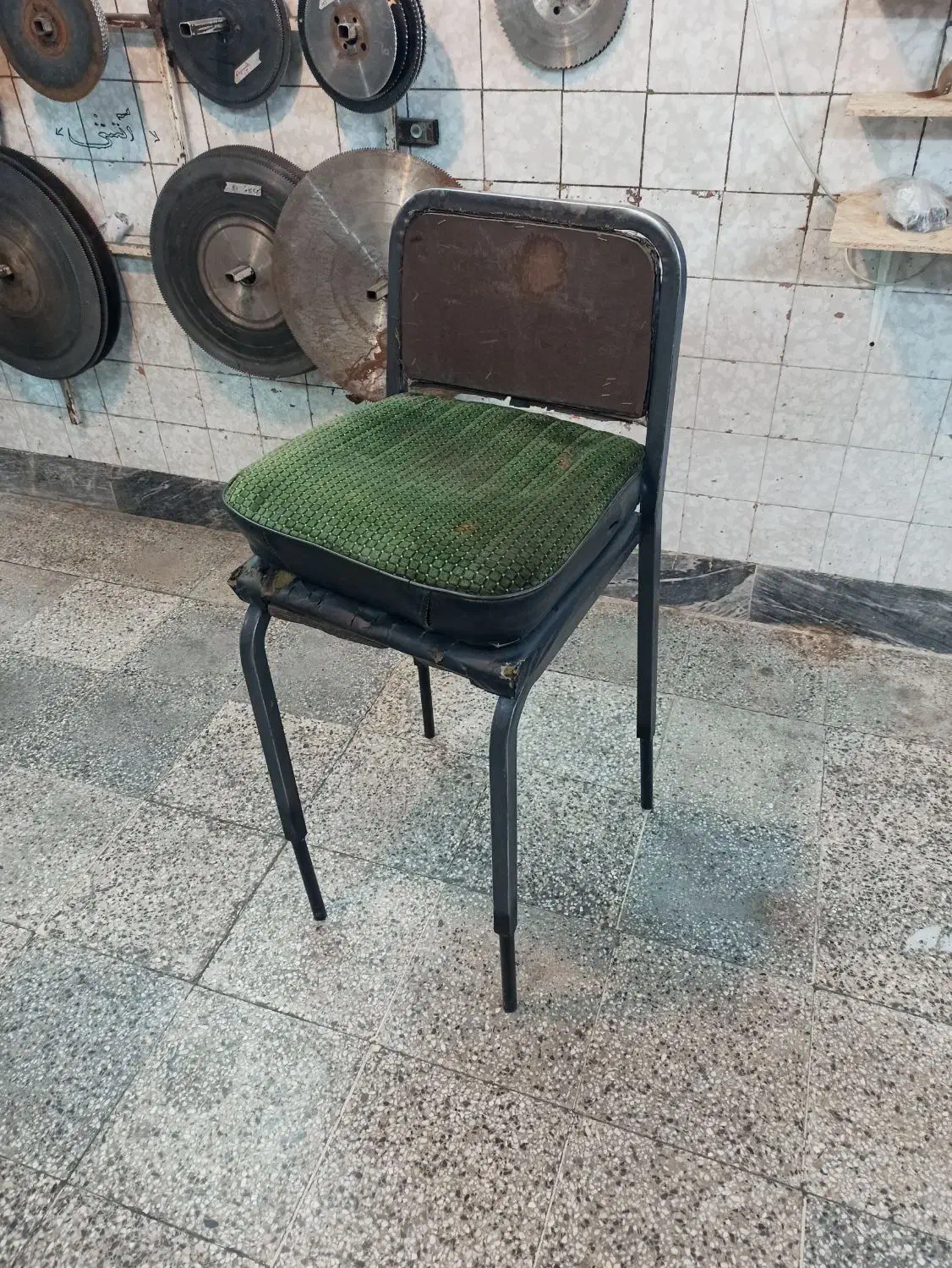 صندلی کودک پایه بلند|تخت و صندلی بچه|خرمآباد, |دیوار