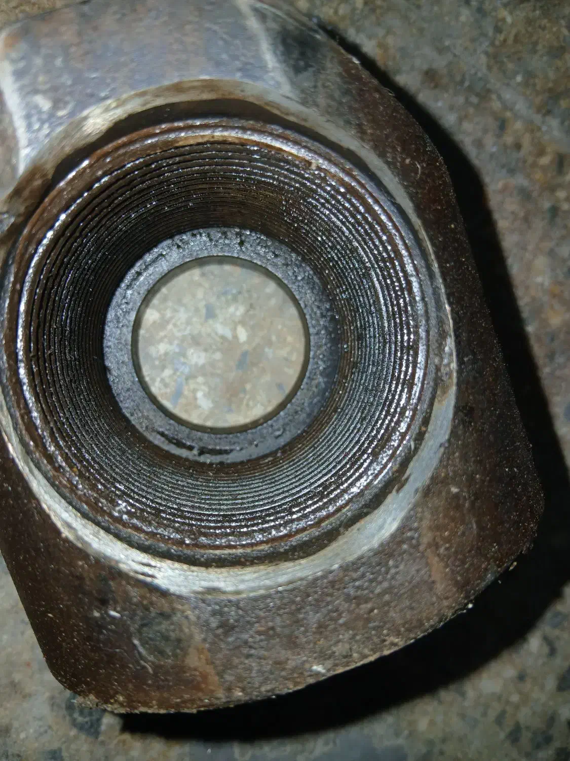 مهره پیکور سوسان ۱۲۱|قطعات یدکی و لوازم جانبی|نائین, |دیوار