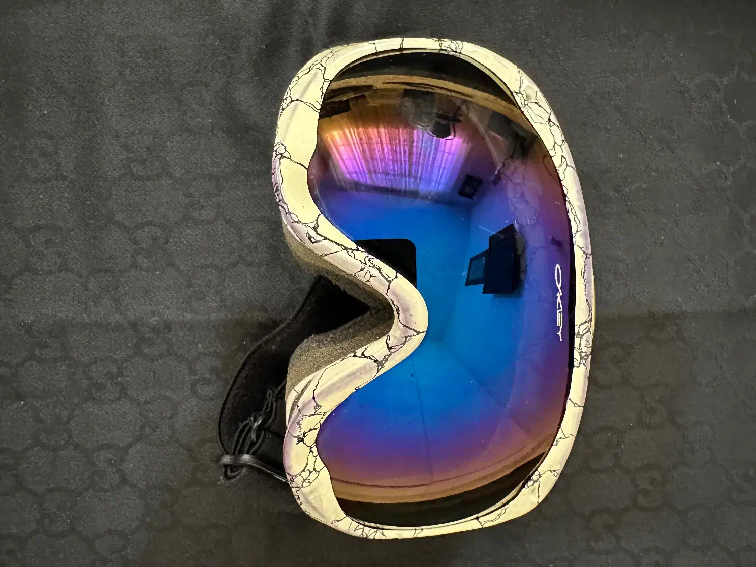 عینک اسکی و دستکش اسکی و کلاه اسکی|ورزش‌های زمستانی|تهران, نازی‌آباد|دیوار