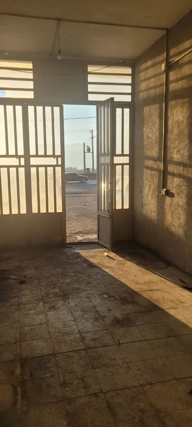 اجاره مغازه ۳۰ متری روبروی جاده روستای طنجور|اجارهٔ مغازه و غرفه|شیروان (لرستان), |دیوار