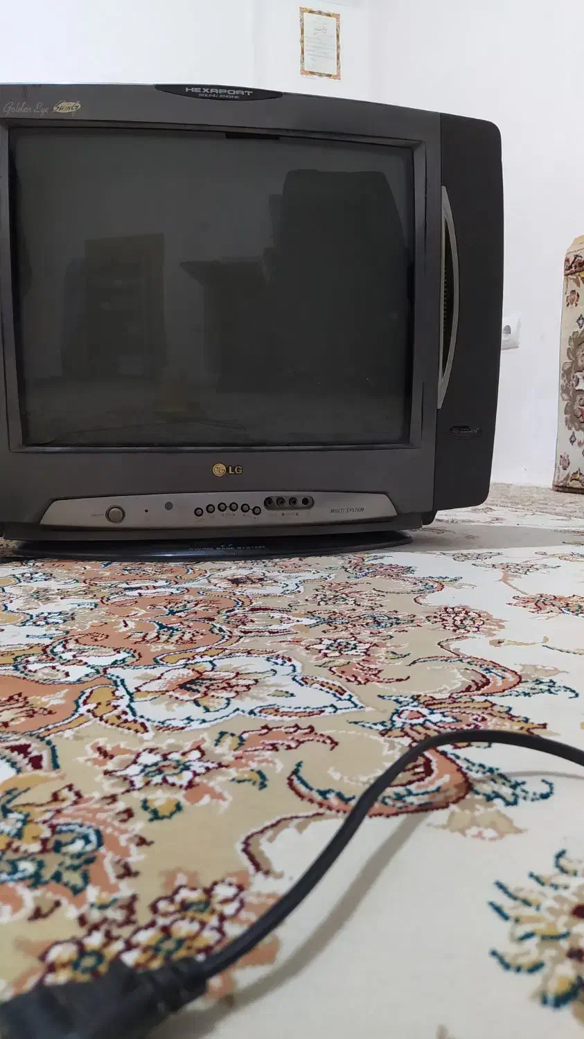تلویزیون قدیمی LG|تلویزیون و پروژکتور|کرمانشاه, |دیوار