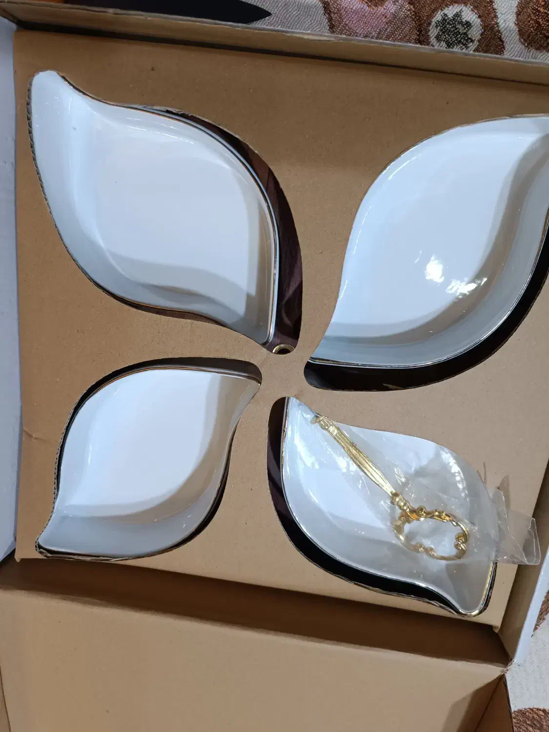 اردو خوری|ظروف سرو و پذیرایی|اصفهان, فجر|دیوار