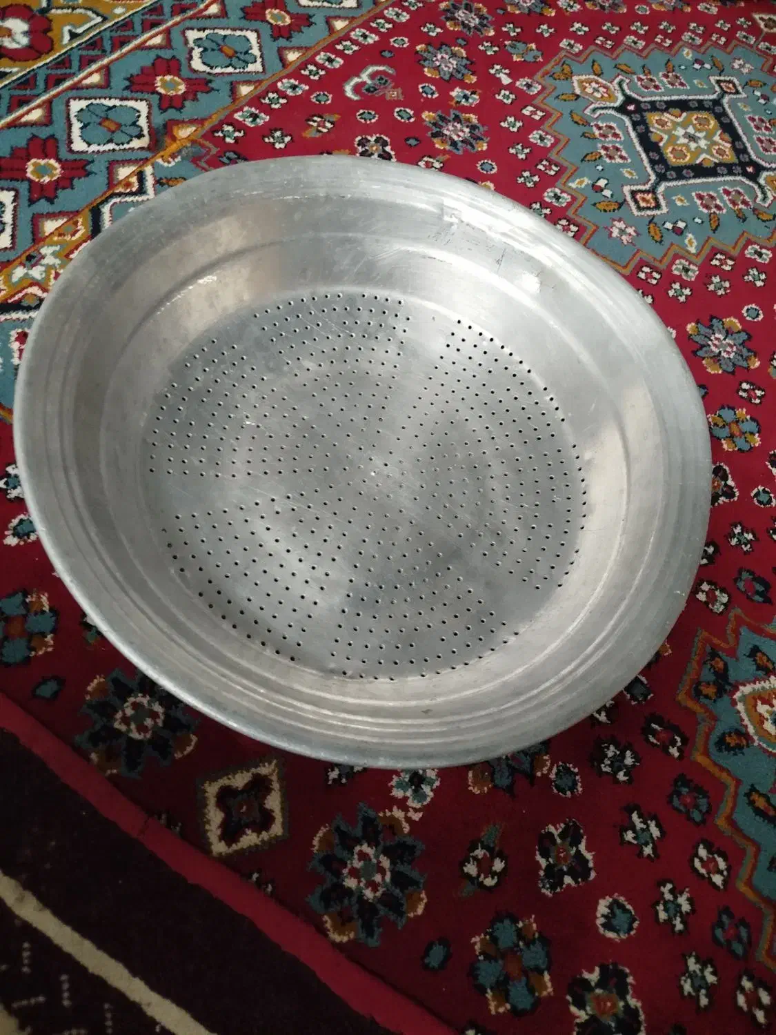 آبکش بزرگ سالم قدیمی|ظروف پخت‌وپز|اردبیل, |دیوار