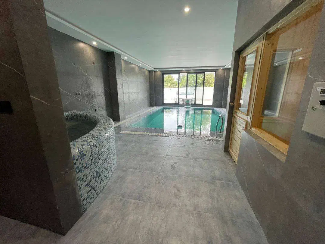 اجاره ویلا مدرن چهارخوابه با استخر آبگرم آمیتیس|اجارهٔ کوتاهمدت ویلا و باغ|رویان, |دیوار