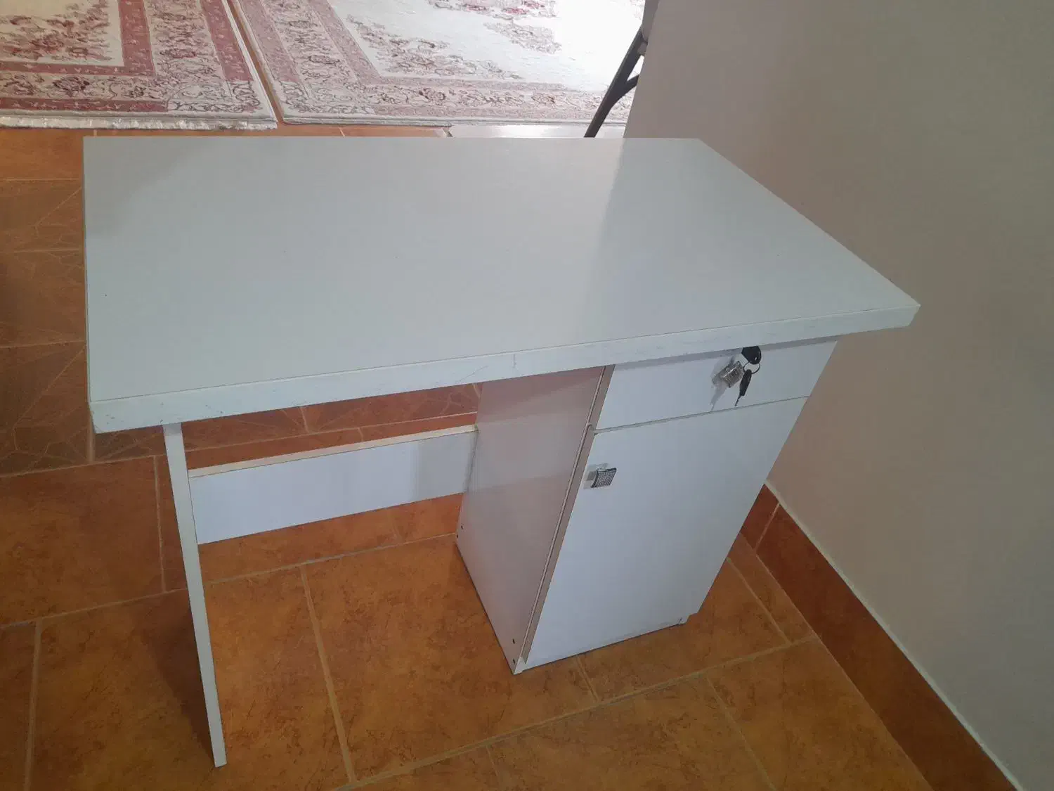 میز تحریر|میز تحریر و کامپیوتر|ساری, |دیوار