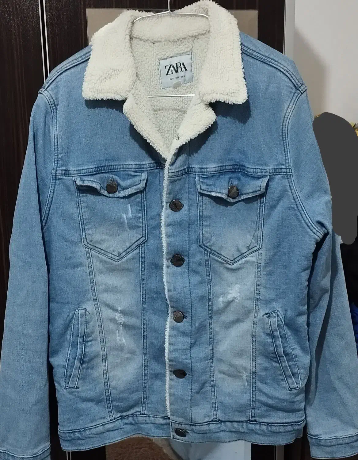 کت داخل خز|لباس|ایلام, |دیوار