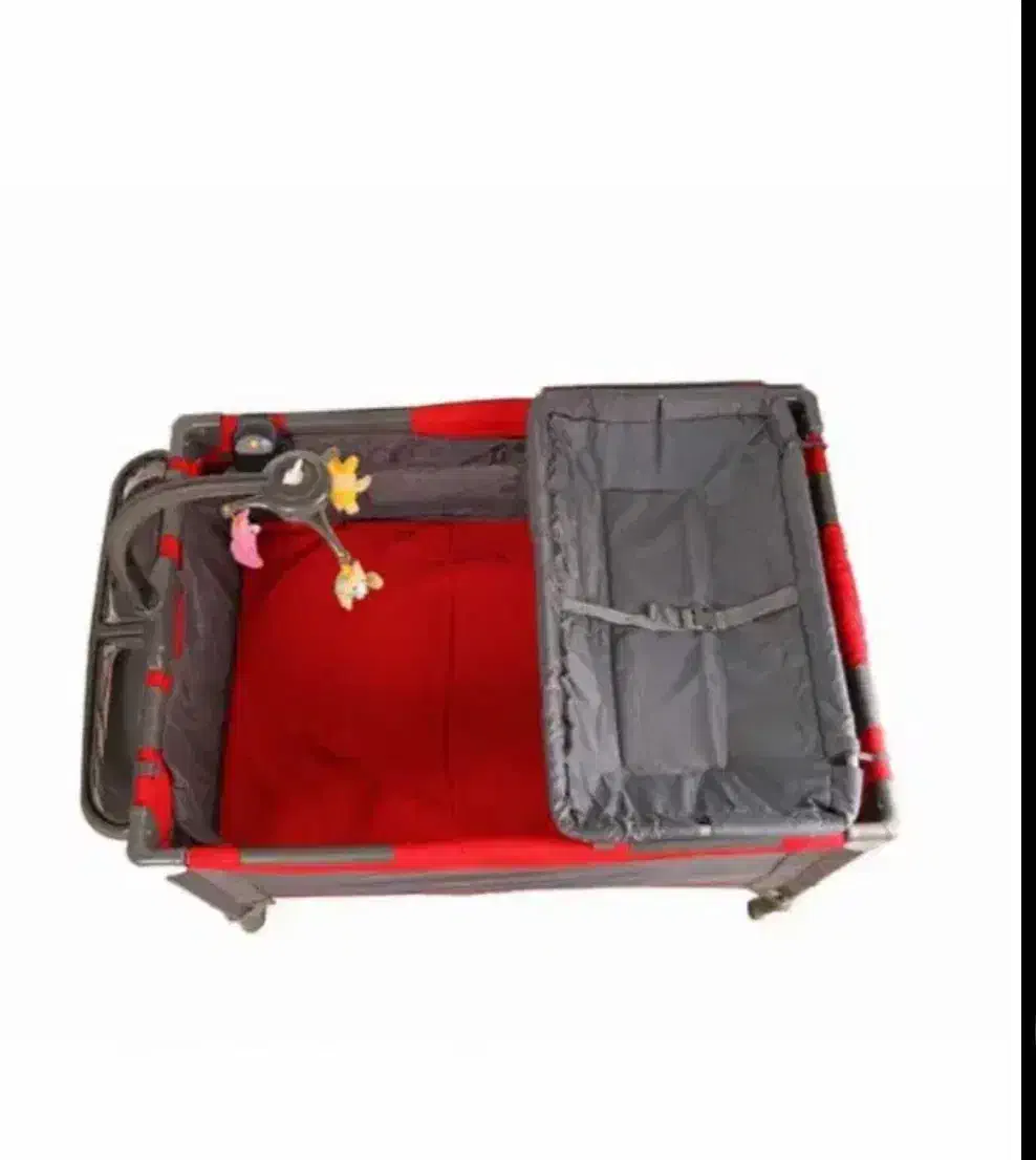 تخت پارک نوزاد|تخت و صندلی بچه|زنجان, |دیوار