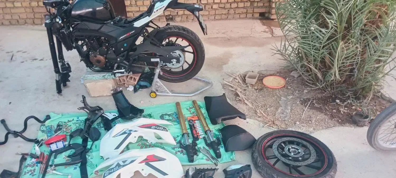 تعمیرو کاستوم سازی انواع موتور های سبک و سنگین|خدمات موتور و ماشین|پاکدشت, پاکدشت (مامازند)|دیوار