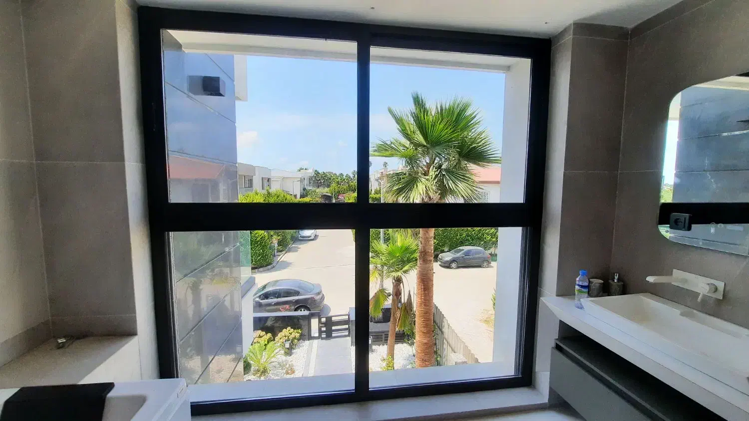 درب پنجره یو پی وی سی و آلومینیومی شیشه نرده پرده|خدمات پیشه و مهارت|بابل, |دیوار