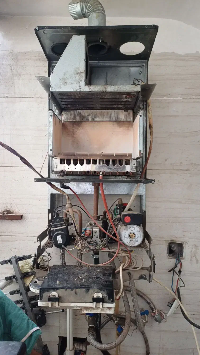 تعمیرات پکیج ایران رادیاتوروبوتان|خدمات پیشه و مهارت|ری, صفاییه (چشمه علی)|دیوار