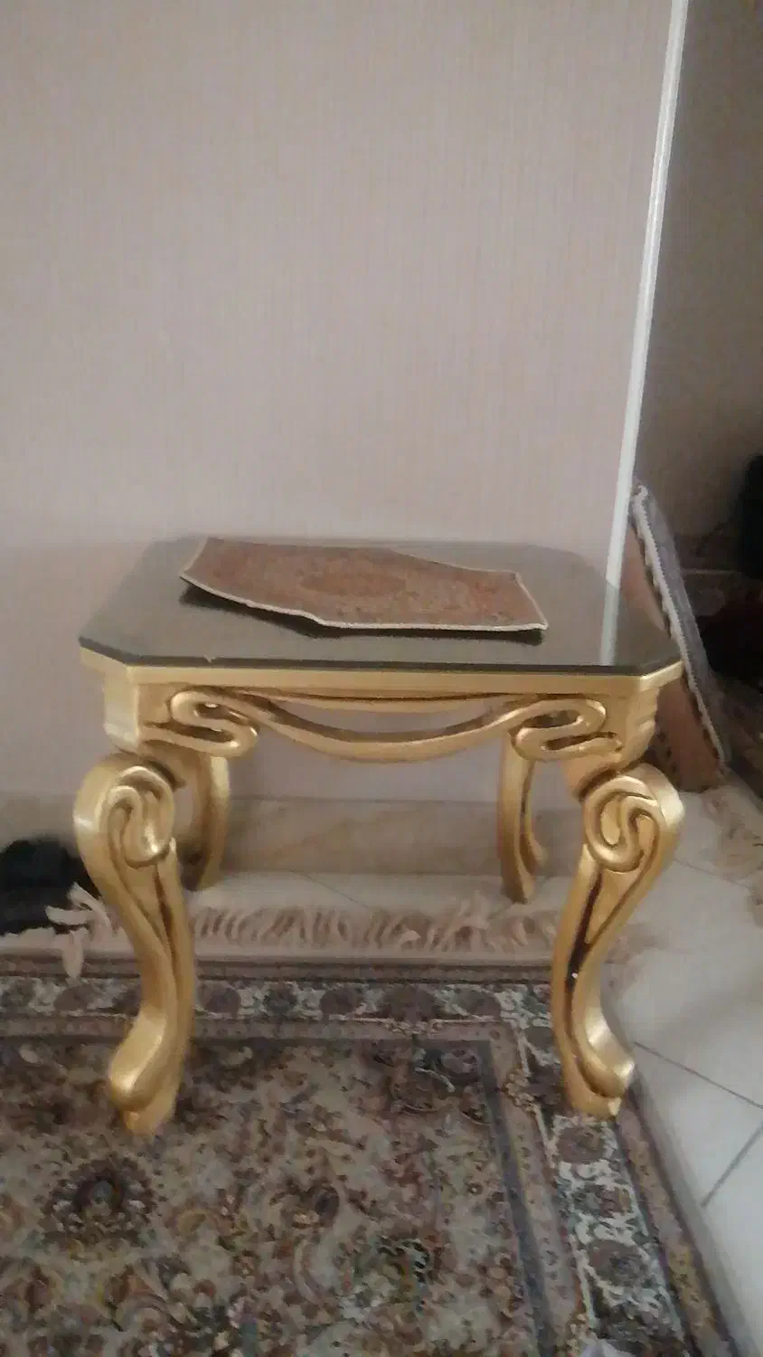 مبل طرح لبخند|مبلمان خانگی و میز عسلی|ری, شهادت|دیوار