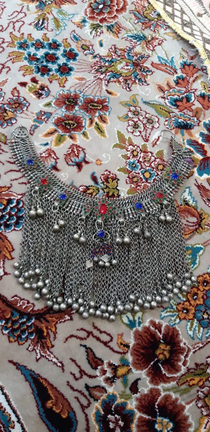 آویزهای کهنه صفوی|کلکسیون اشیاء عتیقه|محمدیه-قزوین, |دیوار