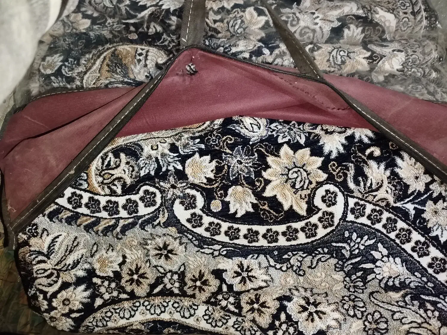 3عدد روفرشی سنگین  وزن طرح دار شبیه قالی سنگین|روفرشی|کارون, |دیوار