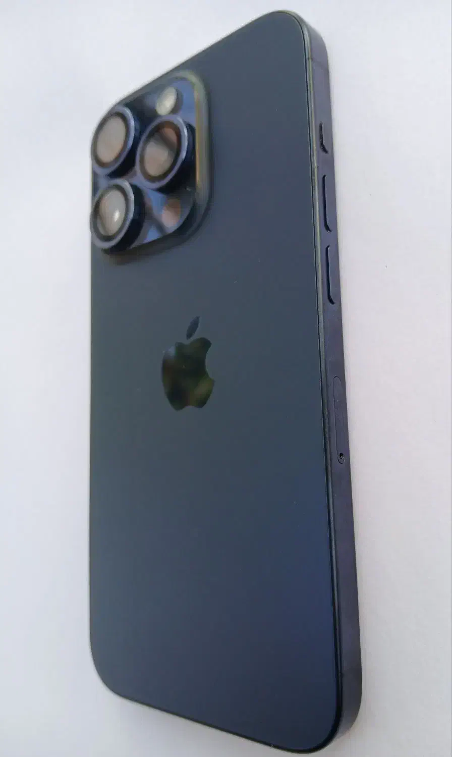 آیفون ۱۵ پرو رجیستر شده - iphone 15 pro|موبایل|اصفهان, شهرک شهید حاج میرزایی|دیوار
