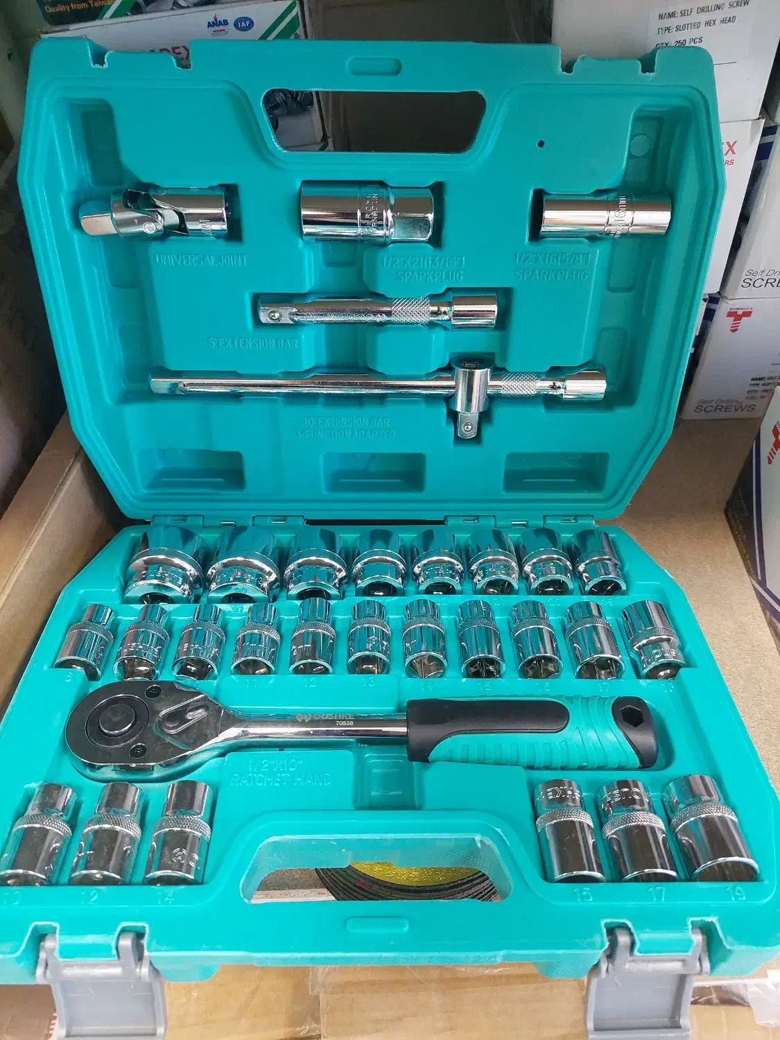 جعبه بکس ۳۲ پارچه و ۳۶ پارچه|ابزارآلات|دهاقان, |دیوار