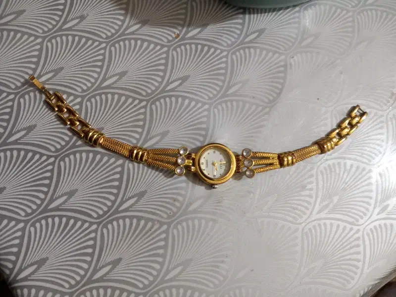 ساعت مچی زنانه GOCCI|ساعت|بروجرد, |دیوار