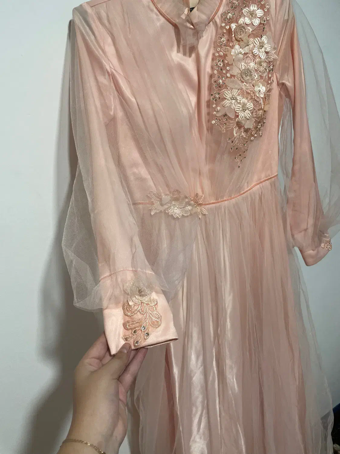 لباس مجلسی|لباس|خان ببین, |دیوار