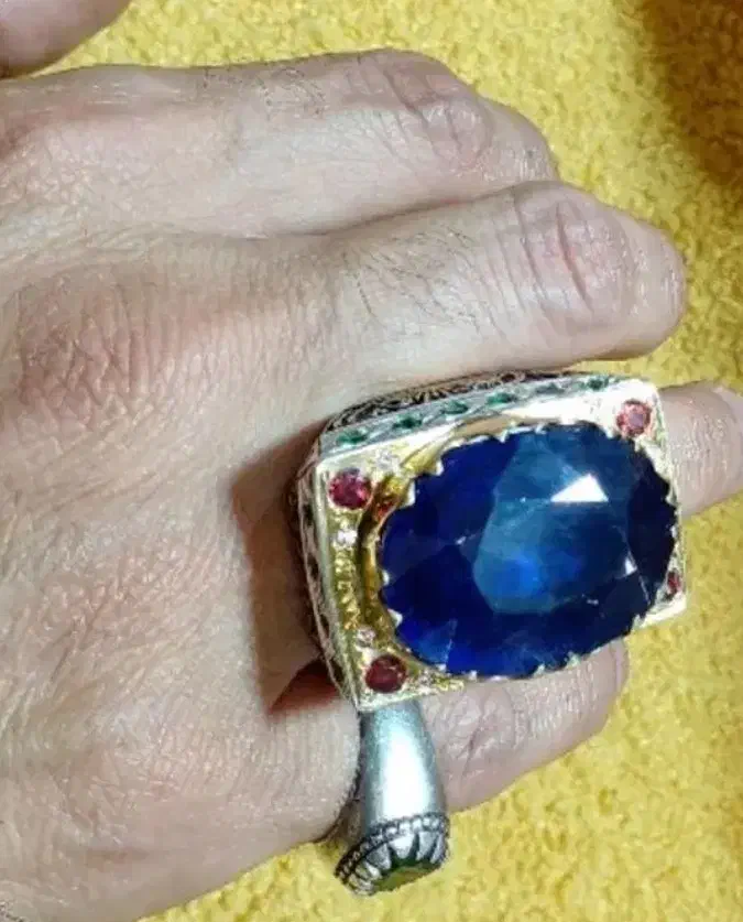 انگشتر نقره یاقوت کبود|جواهرات|بوشهر, |دیوار