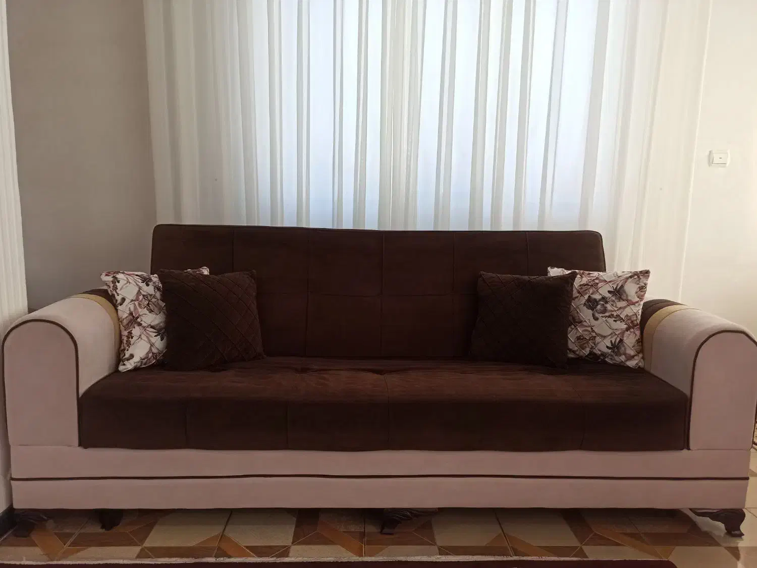 مبل|مبلمان خانگی و میز عسلی|سقز, |دیوار