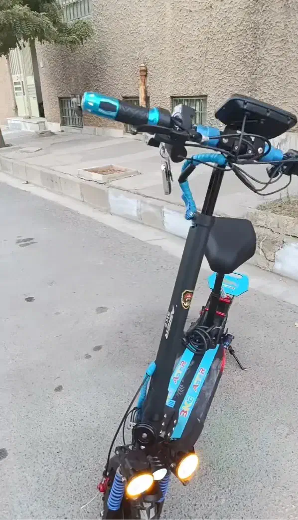 اسکوتر برقی|دوچرخه، اسکیت، اسکوتر|خرم‌آباد, |دیوار