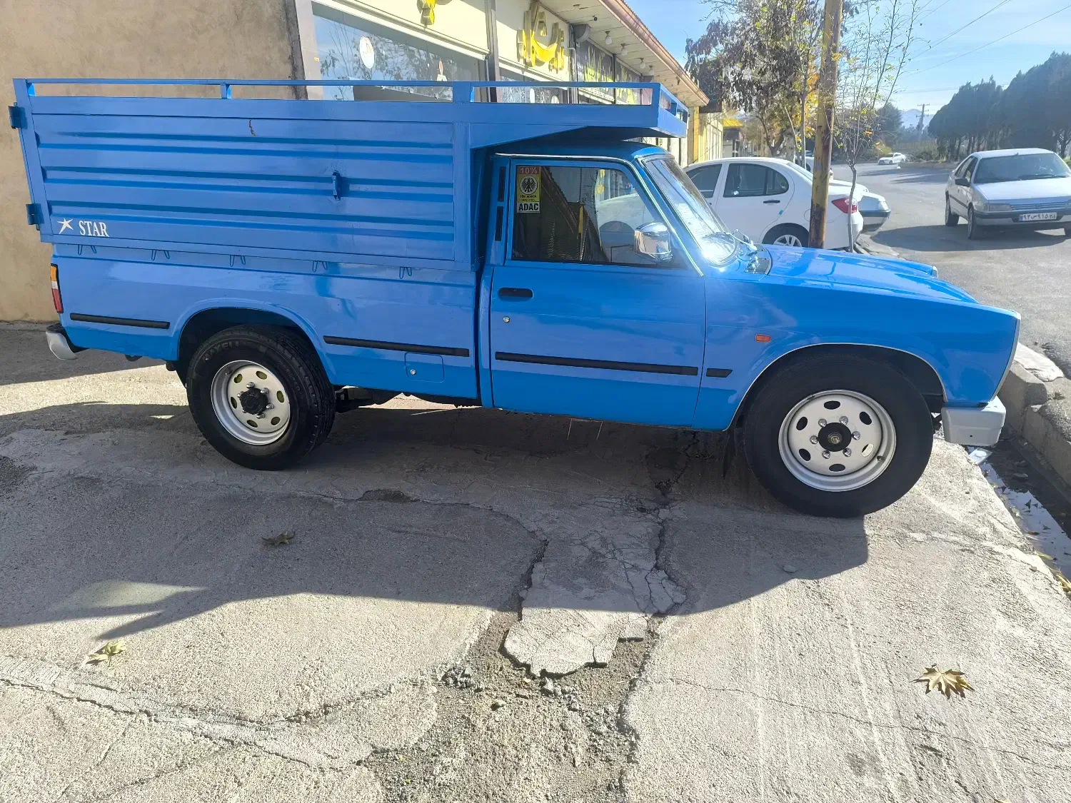 نیسان دیزل|خودرو سواری و وانت|خرم‌آباد, |دیوار