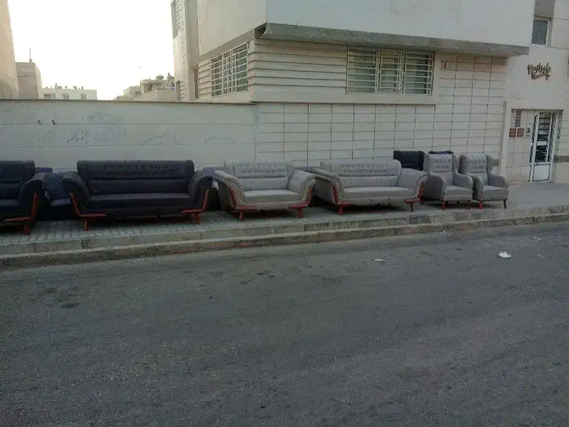 ۹۵کمر شکن بازار مهرگان حاتم تایی کمر شکن حجم بار ۹|مبلمان خانگی و میز عسلی|صدرا-فارس, فاز ۱|دیوار