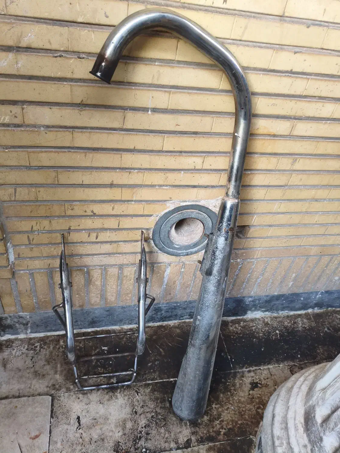 ترکبند اگزوز موتور و بادگیر|قطعات یدکی و لوازم جانبی|اهواز, پردیس|دیوار