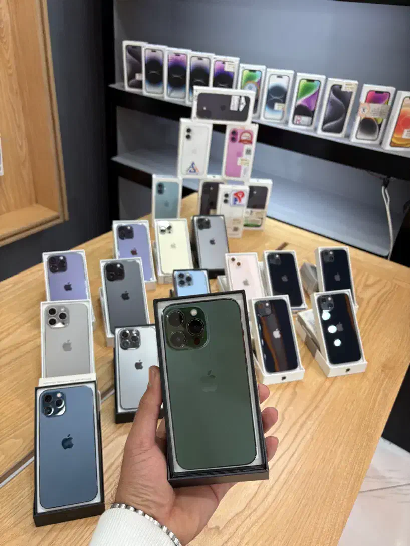 ایفون ۱۳پرو اولین قسط سه ماه بعد از خرید|موبایل|یزد, |دیوار