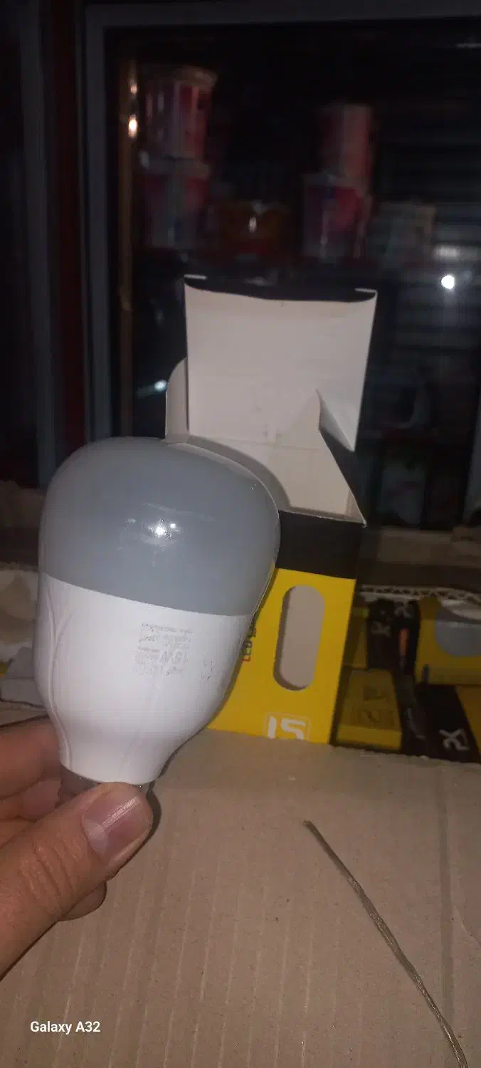 لامپ ۱۵وات ال ای دی و ۱۲وات نونو|لامپ و چراغ|محمدشهر, شهرک پیام (مهرالبرز)|دیوار