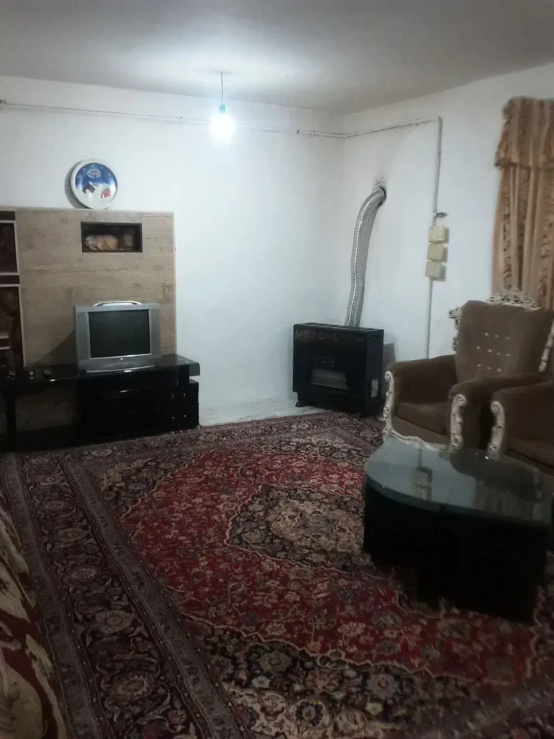 اجاره خانه روزانه هفتگی و ماهانه تمیز با امکانات|اجارهٔ کوتاهمدت آپارتمان و سوئیت|رشت, آب و برق|دیوار