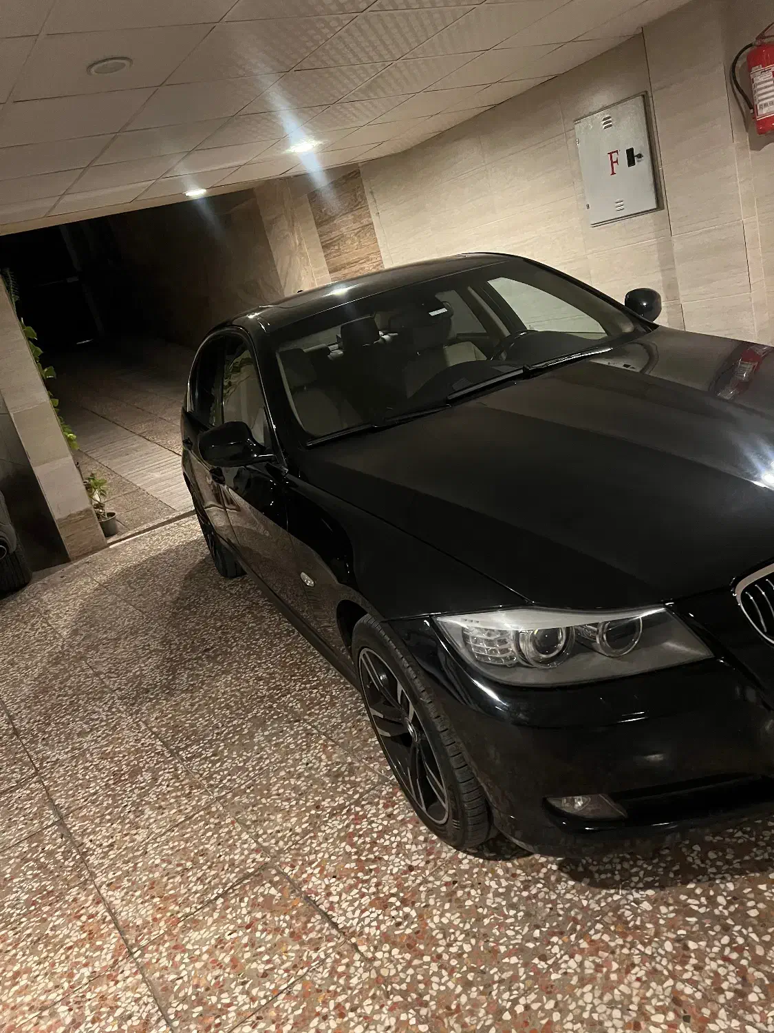Bmw ۳۲۵i lci|خودرو سواری و وانت|تهران, آبشار|دیوار