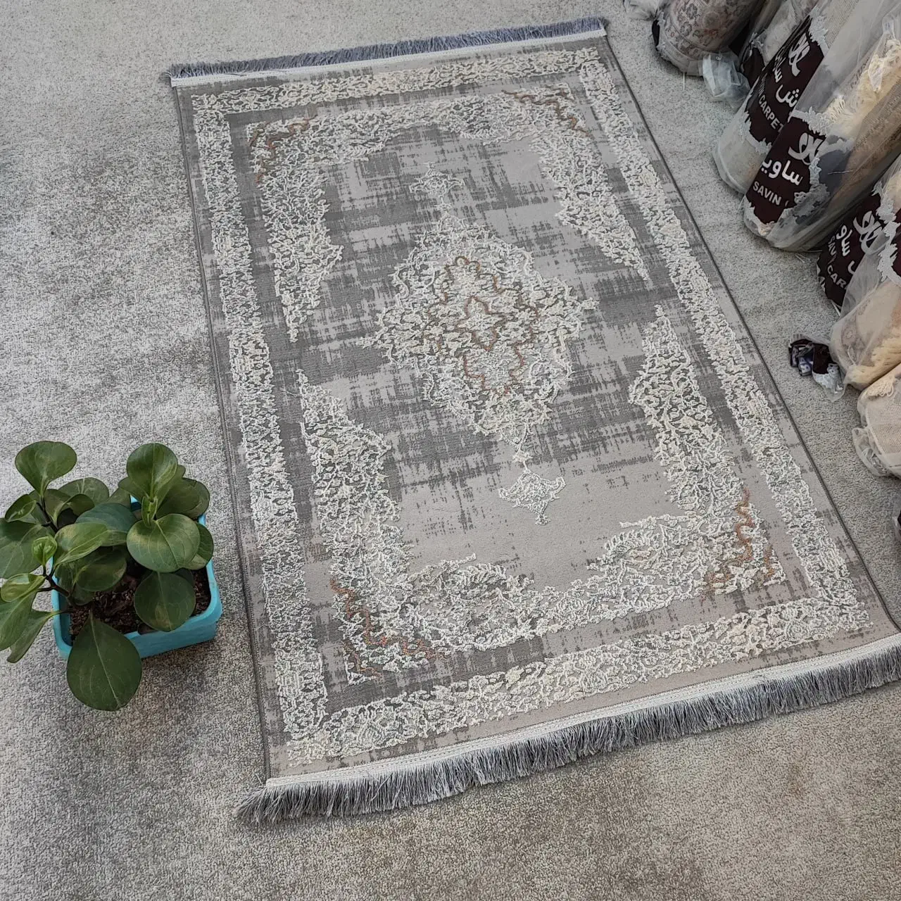 فرش ماشینی ۱/۵و۴و۶و۹و۱۲ متری (ارسال فوری)|فرش|تهران, سیروس|دیوار