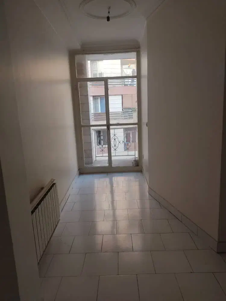 فردوس شرق/۷۰متر ۲خواب/تخلیه/حتی مجرد