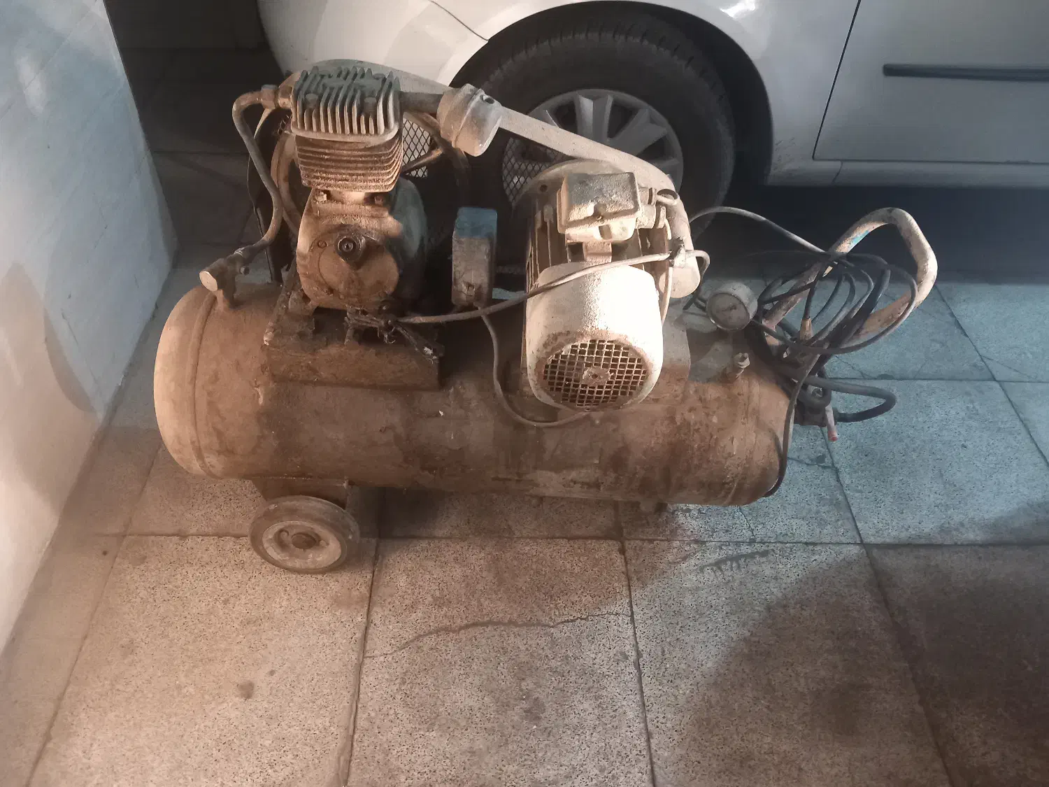 پمپ باد سالم سالم|ابزارآلات|تهران, مینای جنوبی|دیوار