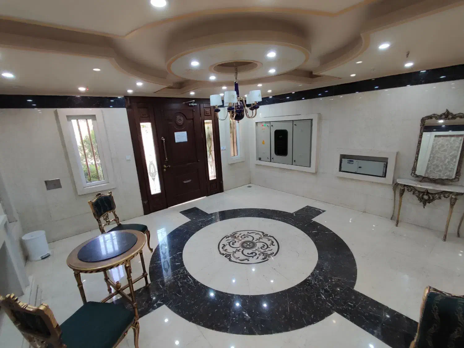 اجاره آپارتمان ۱۶۵ متری ۲ پارکینگه در بلوار دریا