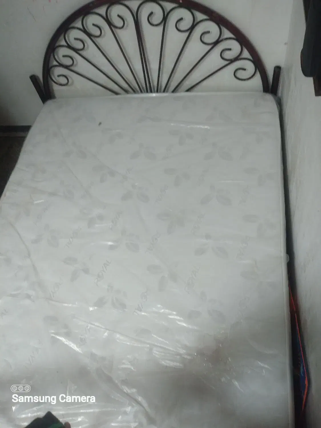 تخت دونفره نونو|تخت و سرویس خواب|الیگودرز, |دیوار