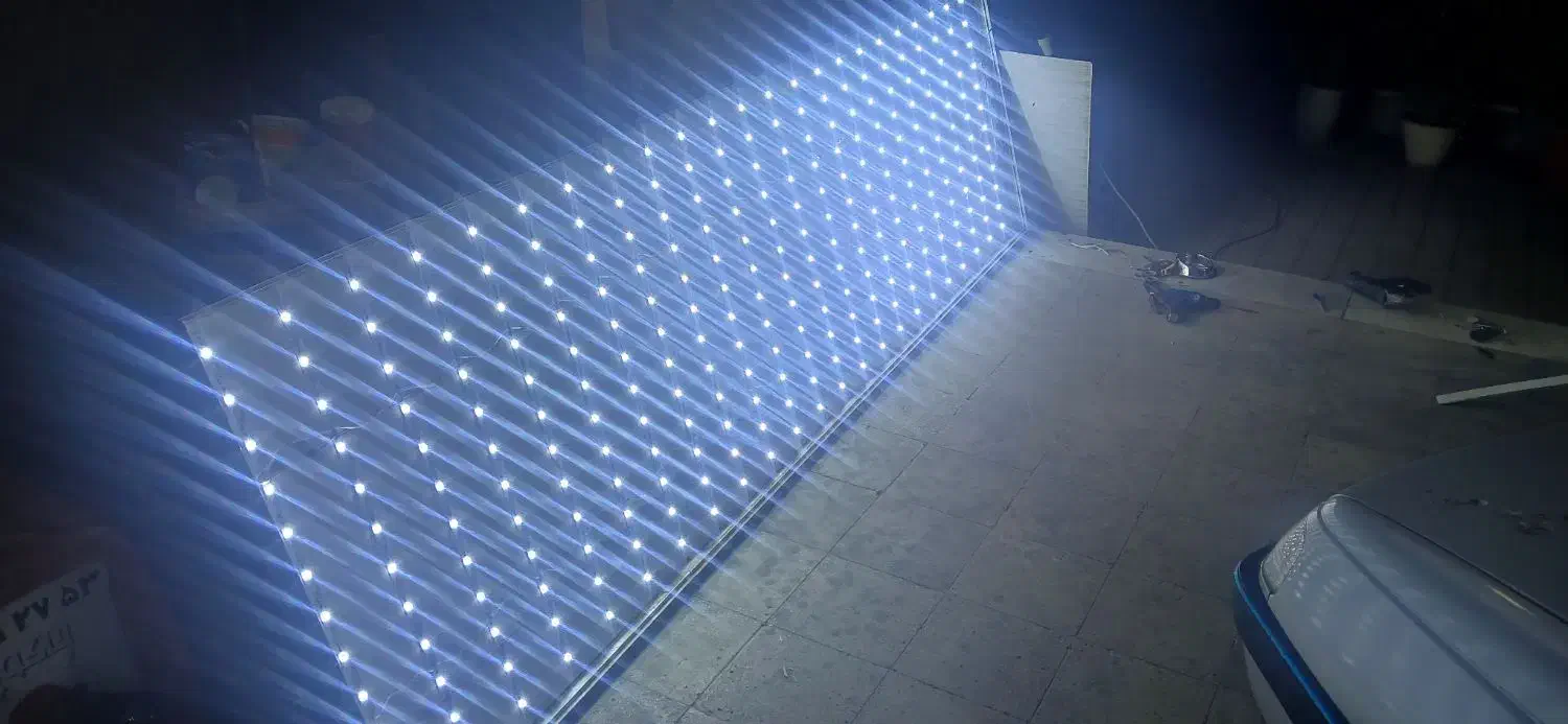 تابلو فریم لس در حد نو ۳۵۰ ×۱۰۰|فروشگاه و مغازه|تهران, شهرک هما|دیوار