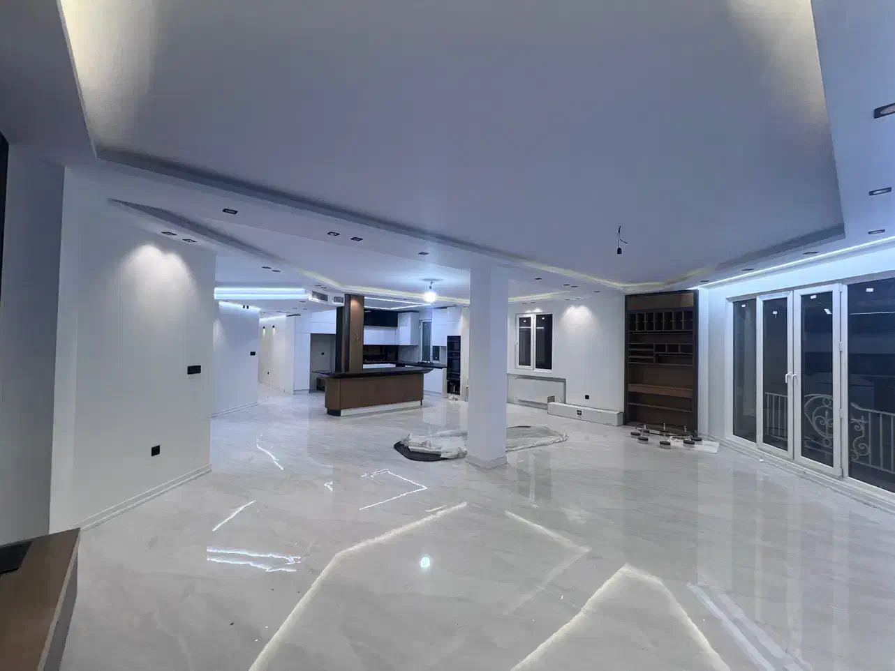 شهرک غرب سه خواب ویلایی کلید نخورده ویو ابدی