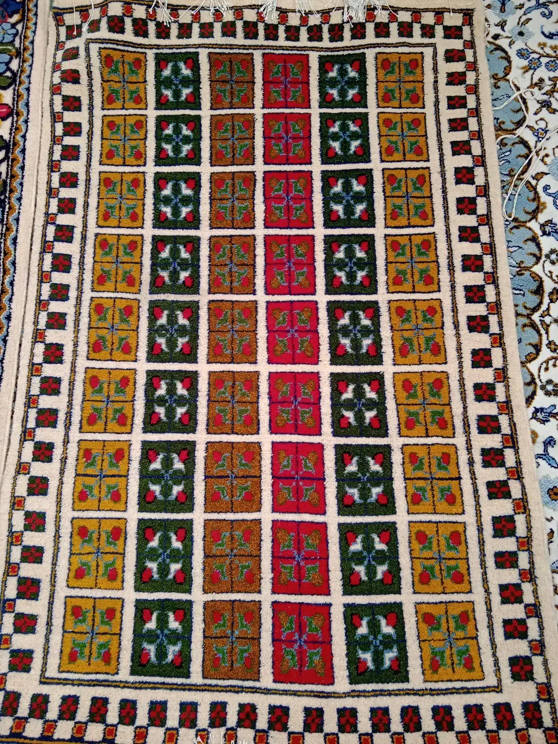 فرش دستباف|فرش|ایلام, |دیوار