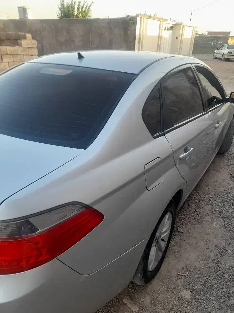 برلیانس ۳۳۰ دنده ای نقره ای ۱۵۰۰ مدل۹۶ خیلی تمیز|خودرو سواری و وانت|کرمان, |دیوار