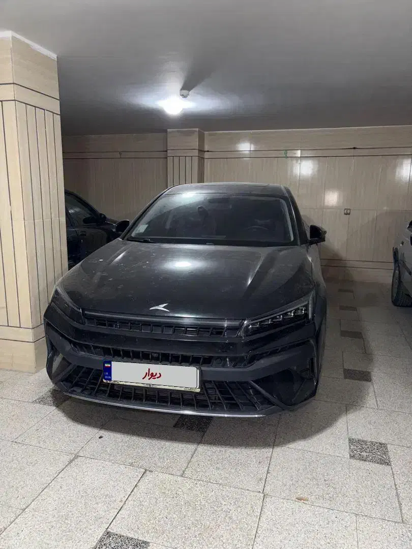 kmc j7 1403|خودرو سواری و وانت|اصفهان, ملک‌شهر|دیوار