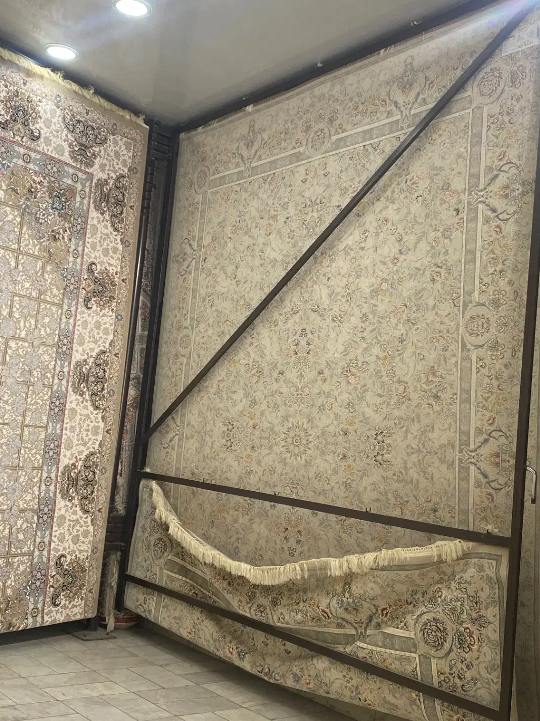 رگال فرش 12 متری|فروشگاه و مغازه|شاهین‌شهر, ۹ دی|دیوار